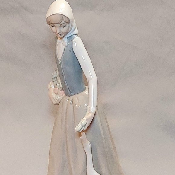 NAO By Lladro "Hungry Goose" Vintage Home/Office Collectible Statue Figurine - Picture 7 of 12